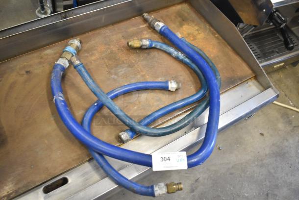 4 Blue Gas Hoses. 4 Times Your Bid! - Image 1 of 5