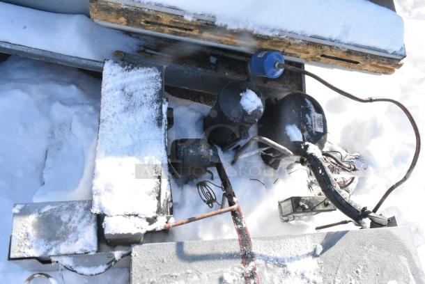 4'x6' Norlake SELF CONTAINED Walk In Cooler Box w/ Compressor and Condenser. - Image 9 of 11