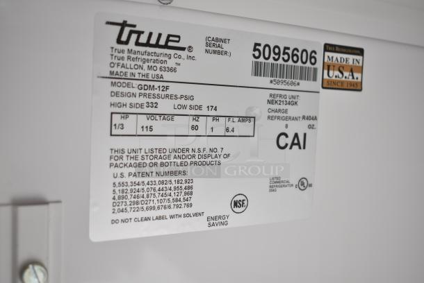 BRAND NEW SCRATCH AND DENT! True GDM-12F Metal Commercial Single Door Reach In Freezer Merchandiser w/ Poly Coated Racks. 115 Volts, 1 Phase. Tested and Working! - Image 4 of 4
