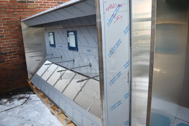 BRAND NEW SCRATCH AND DENT! 11' CaptiveAire 6024 ND-2 Stainless Steel Commercial Grease Hood w/ LED Lights and Return Air Vent - Image 2 of 6