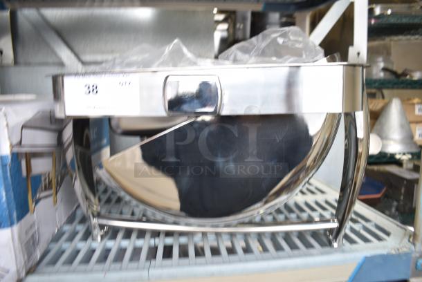 5 BRAND NEW SCRATCH AND DENT! Chafing Dishes Including 92246320 Choice Deluxe 8 Qt. Full Size Gold Accent Chafer. 5 Times Your Bid! - Image 2 of 5