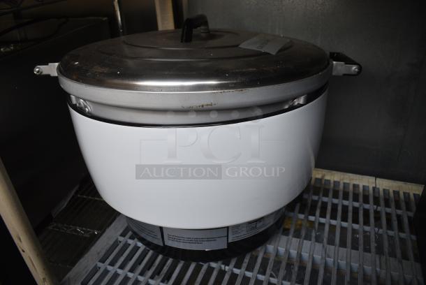 BRAND NEW SCRATCH AND DENT! Emperor's Select 478EGRC140NG Natural Gas 140 Cup (70 Cup Raw) Gas Rice Cooker and Warmer. 28,000 BTU - Image 3 of 8