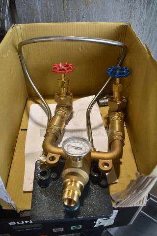 BRAND NEW SCRATCH AND DENT! Regency 600HCWWS Hot and Cold Mixing / Washdown Station with Mixing Valve, Hose Rack, and Thermometer, 27040235 Continental Refrigerator 40235 Defrost Timer, 2404523006 Garland / US Range CK4603990 Sit Oven Control 1.0Mm