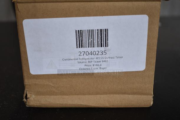 BRAND NEW SCRATCH AND DENT! Regency 600HCWWS Hot and Cold Mixing / Washdown Station with Mixing Valve, Hose Rack, and Thermometer, 27040235 Continental Refrigerator 40235 Defrost Timer, 2404523006 Garland / US Range CK4603990 Sit Oven Control 1.0Mm - Image 14 of 14