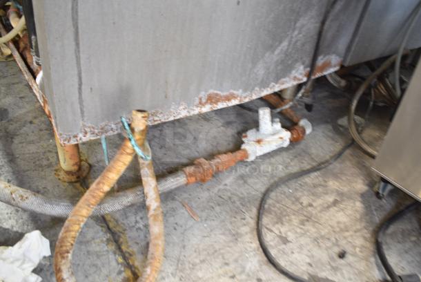 Cleveland 36CGM300 Stainless Steel Commercial Natural Gas Powered Pressureless 2 Deck Convection Steamer. 300,000 BTU. - Image 7 of 11