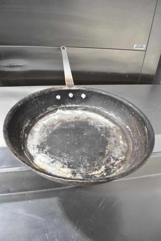 8 Various Metal Skillets. 8 Times Your Bid! - Image 5 of 5