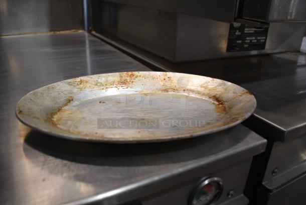 5 Metal Oval Pans. 5 Times Your Bid! - Image 1 of 3