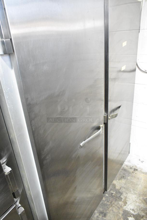 Traulsen G22010 Stainless Steel Commercial 2 Door Reach In Freezer. 115 Volts, 1 Phase. Tested and Working! - Image 4 of 9