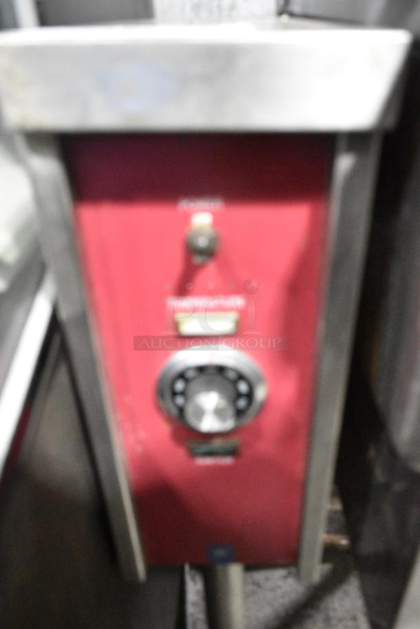 Southbend BGLT-40 Stainless Steel Commercial Floor Style Natural Gas Powered 40 Gallon Manual Tilting Braising Pan. 100,000 BTU. - Image 4 of 9