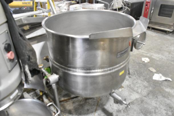 Cleveland KDL-60-T Stainless Steel Commercial Floor Style 60 Gallon Manual Tilt Steam Kettle. - Image 2 of 7