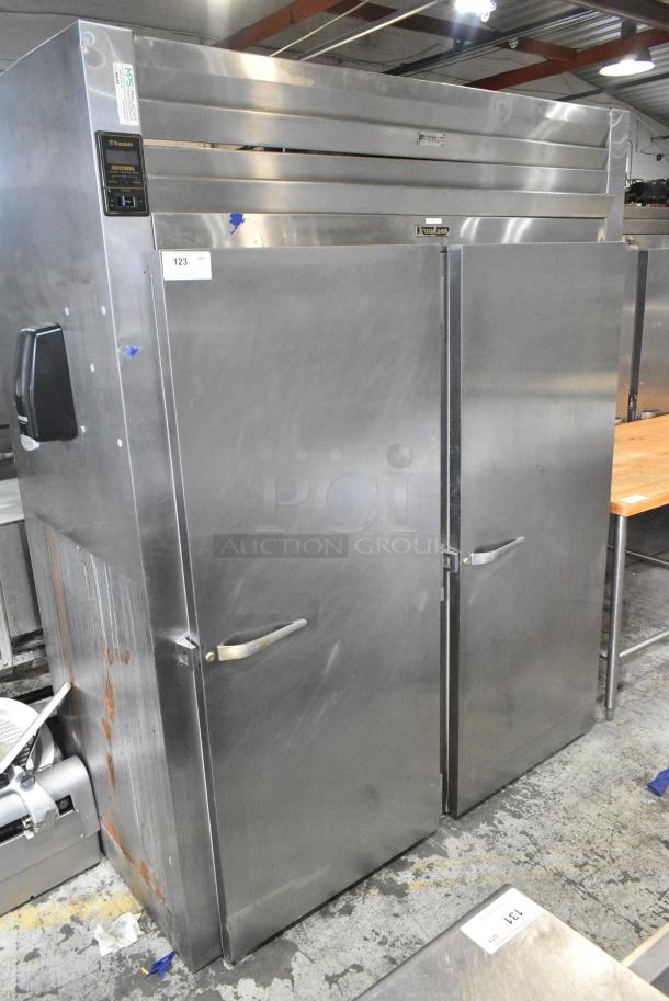 Traulsen RRI 2-32 LUT Stainless Steel Commercial 2 Door Roll In Pan Rack Cooler w/ 1 Metal Pan Rack. 115/208 Volts, 1 Phase. - Image 1 of 8
