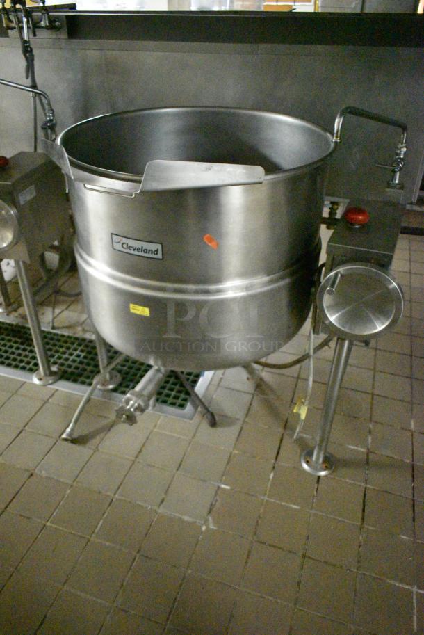 Cleveland KDL-60-T Stainless Steel Commercial Floor Style 60 Gallon Manual Tilt Steam Kettle. - Image 5 of 6