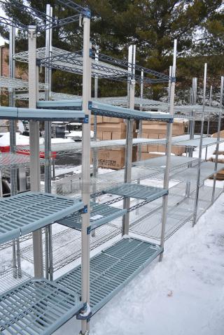 Metro Max 4 Tier Wire Shelving Unit. BUYER MUST DISMANTLE. PCI CANNOT DISMANTLE FOR SHIPPING. PLEASE CONSIDER FREIGHT CHARGES.