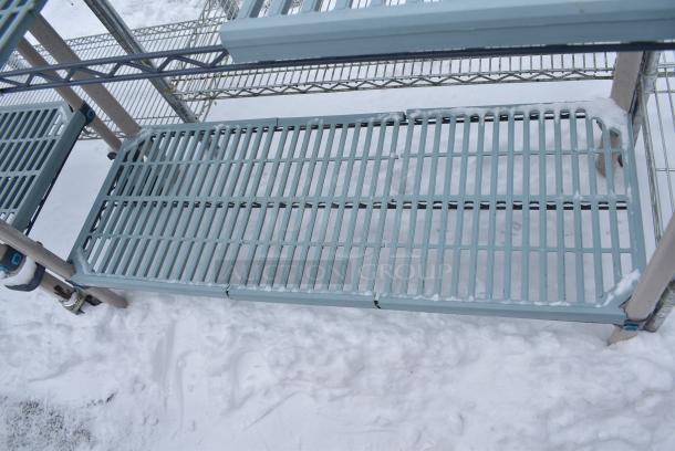 Metro Max 4 Tier Wire Shelving Unit. BUYER MUST DISMANTLE. PCI CANNOT DISMANTLE FOR SHIPPING. PLEASE CONSIDER FREIGHT CHARGES. - Image 5 of 5