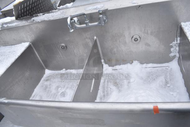 Stainless Steel 2 Bay Sink w/ Dual Drain Boards, Faucet and Handles. - Image 4 of 6