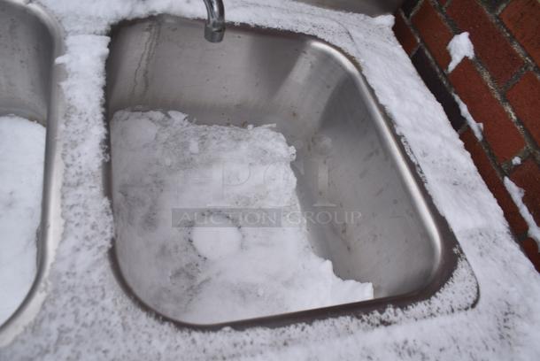 Stainless Steel 3 Bay Sink w/ Back Splash. - Image 4 of 5