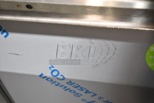 BRAND NEW SCRATCH AND DENT! 2016 BKI HSS4-2TSQ Stainless Steel Commercial Floor Style 2 Tier Warming Display Case Merchandiser. 230 Volts, 1 Phase. - Image 3 of 6
