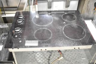 General Electric GE JP340BOC1BB 4 Burner Induction Range. 208/240 Volts.