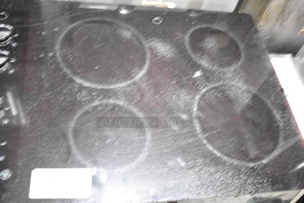 General Electric GE JP340BOC1BB 4 Burner Induction Range. 208/240 Volts. - Image 3 of 5