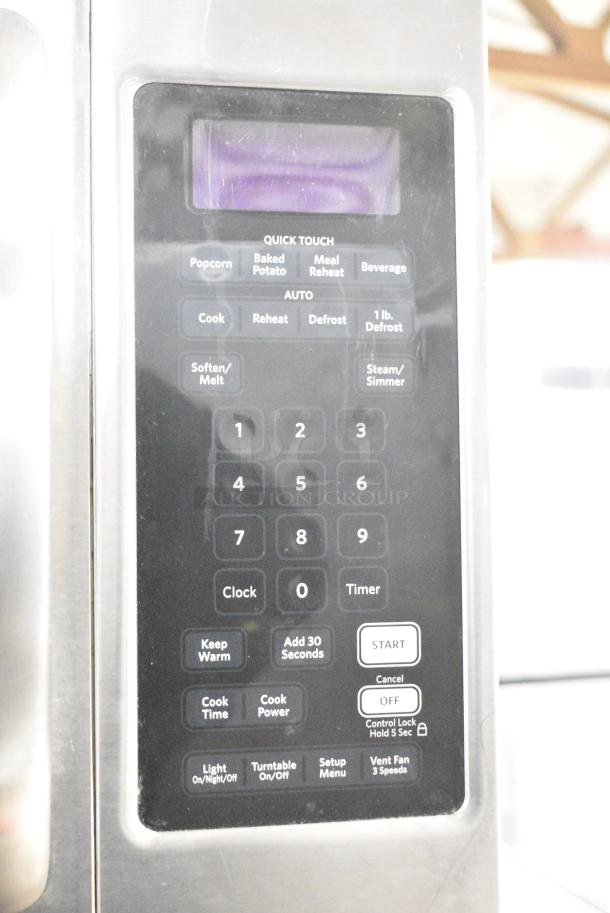 KitchenAid KHMS2040WSS-3 Stainless Steel Microwave Oven. 120 Volts, 1 Phase. - Image 3 of 6