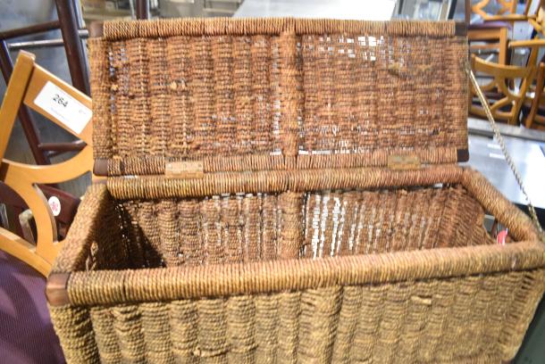 Wicker Style Basket w/ Lid. - Image 3 of 5