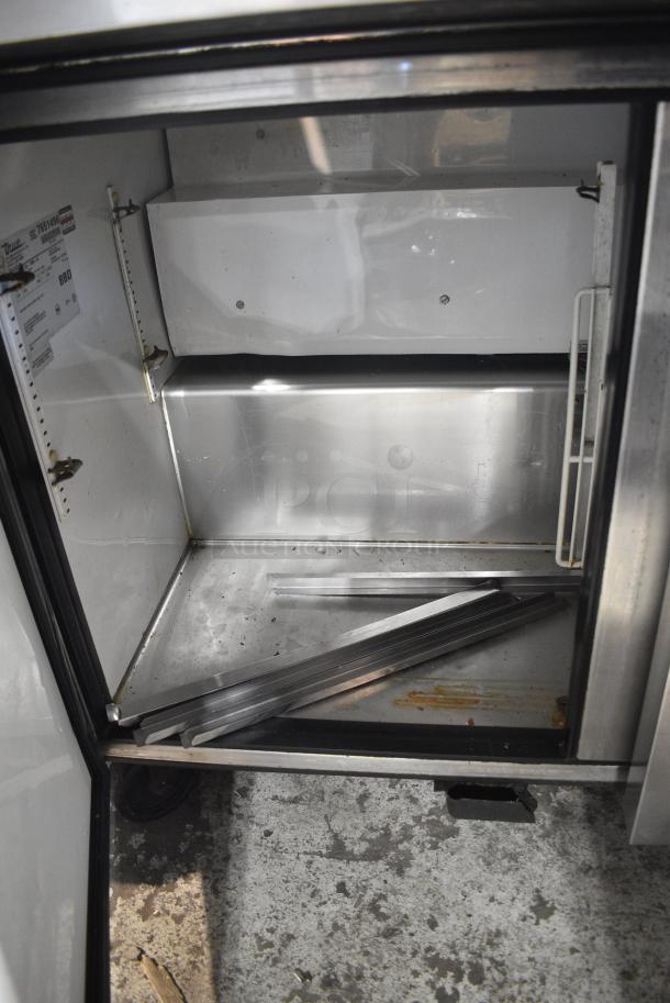 True TSSU-48-18M-B  Stainless Steel Commercial Sandwich Salad Prep Table Bain Marie Mega Top on Commercial Casters. 115 Volts, 1 Phase. Tested and Working! - Image 6 of 9