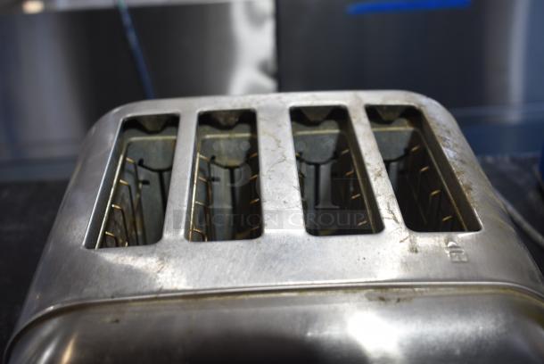 Cuisinart CPT-180 Metal Countertop 4 Slot Toaster. 120 Volts, 1 Phase. - Image 3 of 5