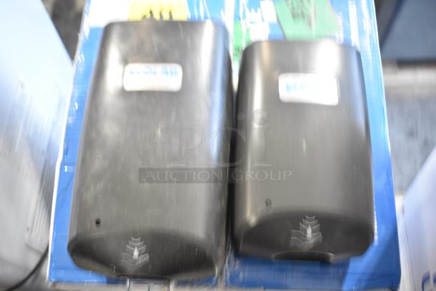 4 Ecolab Poly Wall Mount Soap Dispenser. 4 Times Your Bid! - Image 5 of 6