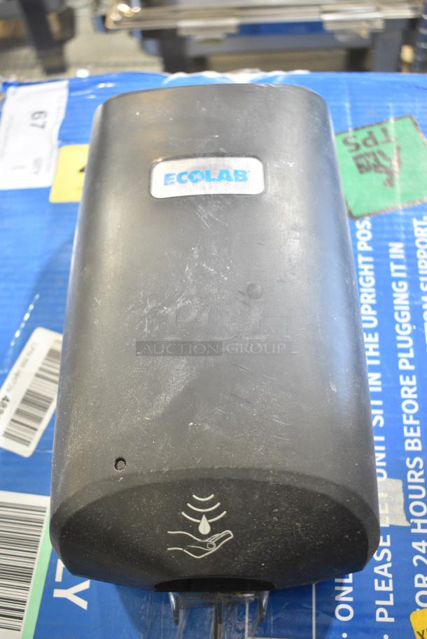 4 Ecolab Poly Wall Mount Soap Dispenser. 4 Times Your Bid! - Image 6 of 6
