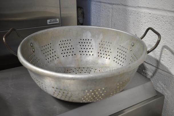 2 Metal Colanders. 2 Times Your Bid! - Image 4 of 4