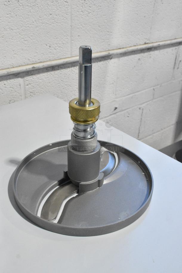 BRAND NEW SCRATCH AND DENT! Avantco 177MX20SHRDR Slicer Attachment for MX20 - Image 6 of 11