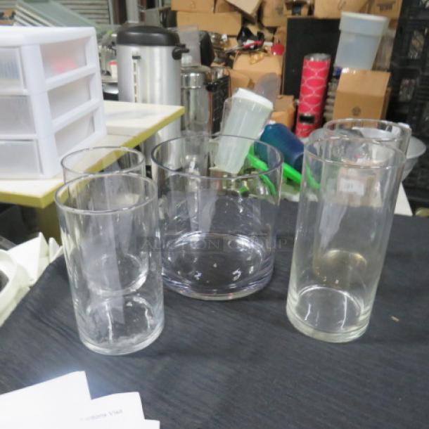 Assorted Size Glass Vase. 5XBID - Image 1 of 1