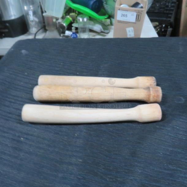 Wooden Muddler. 3XBID - Image 1 of 1