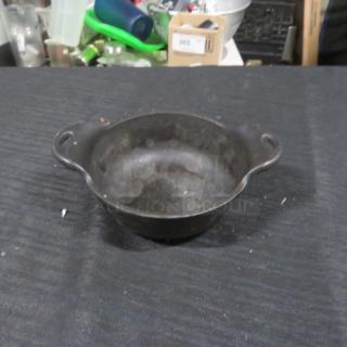 5 Inch LODGE Cast Iron Pot. 5XBID