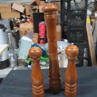 Assorted Wooden Salt/Pepper Shaker. 3XBID