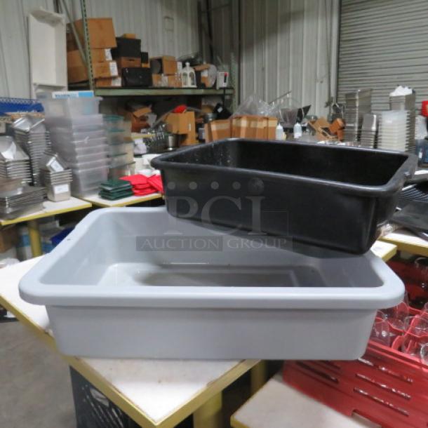 Assorted Bussing Tub. 2XBID - Image 1 of 1