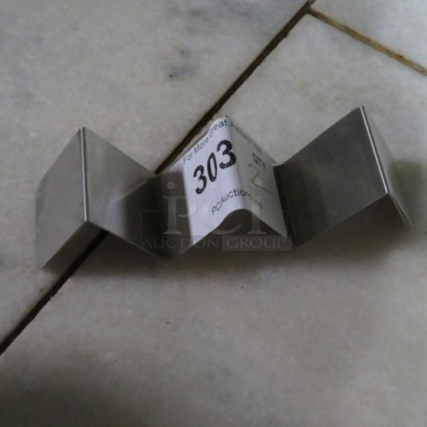 Stainless Steel Holder. 2XBID - Image 1 of 1