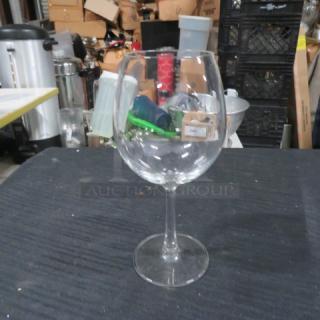 Stem Wine Glass.. 4XBID