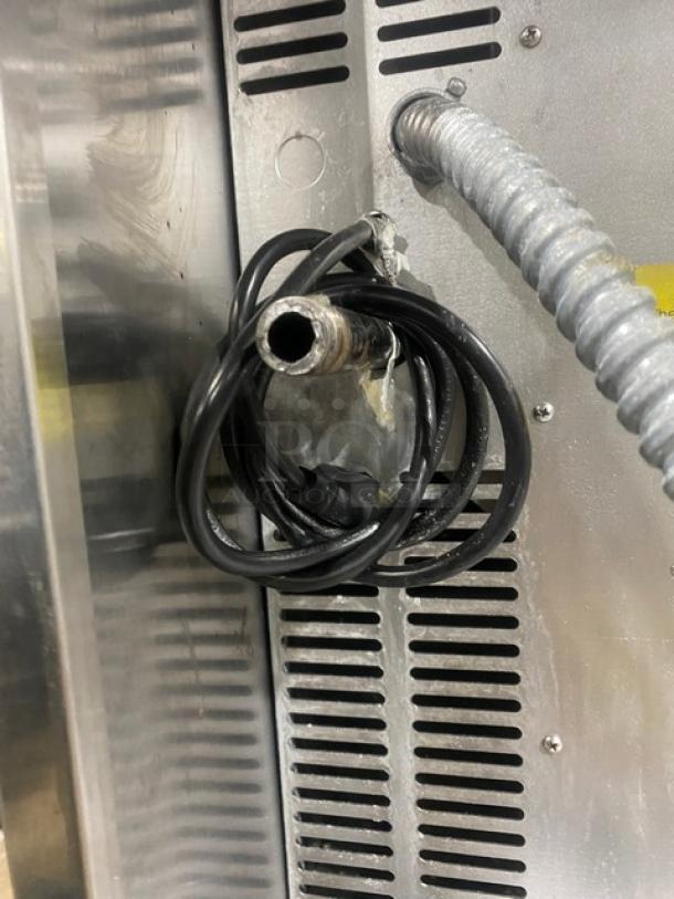 Bakers Pride Cyclone/Superior Series Commercial Stainless Steel Natural Gas Powered Double Stacked Convection Oven! With Wire Oven Racks! Model: BCO11G SN: 555031306004! 120V! On Casters! 2X Your Bid Makes One Unit! - Image 10 of 10