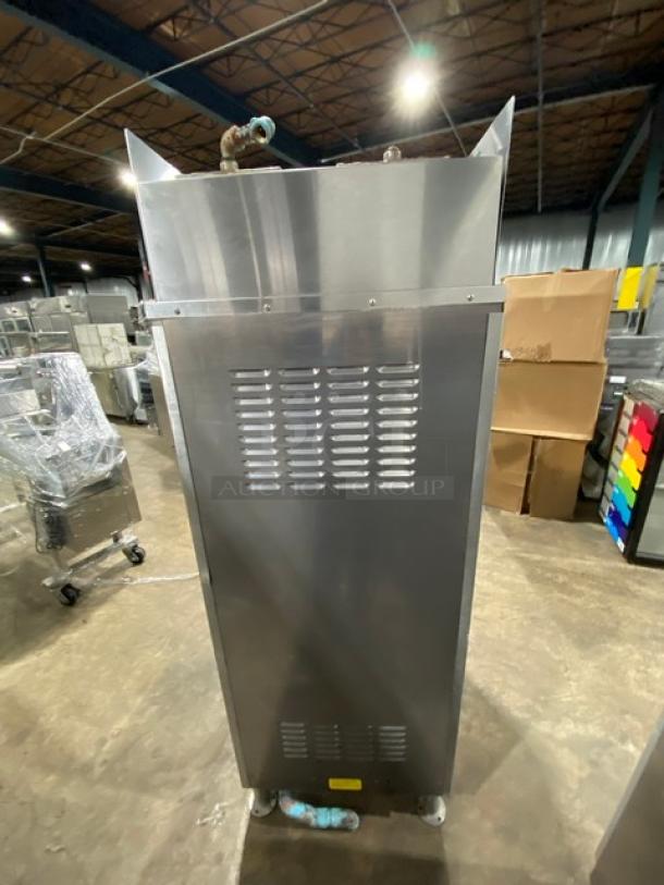 Cleveland Range Enodis Series Commercial Stainless Steel Natural Gas Powered Dual Compartment Convection Steamer! With SureCook Controls! With Built In Pan Holding Racks! Model: 24CGA6.2S SN: WC 87823-04I-01! 120V 1 Phase! On Legs! - Image 4 of 10