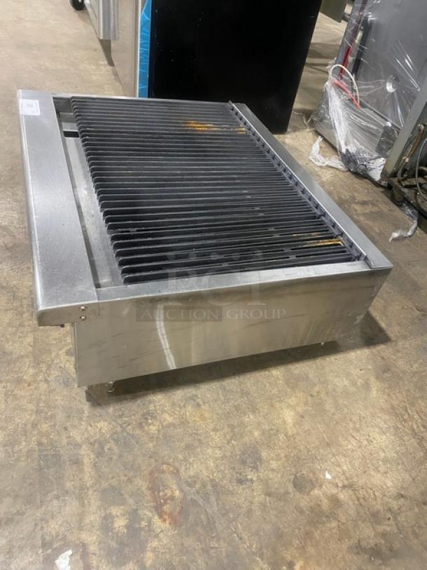 Radiance By Turbo Air Commercial Stainless Steel Natural Gas Powered 36" Countertop Char Broiler! With Cast Iron Grates! With Individual Controls! Model: TARB-36! On Legs! - Image 2 of 7