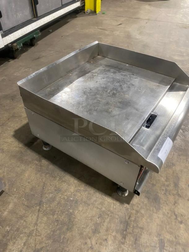 APW Wyott Champion Cook Series Commercial Stainless Steel Natural Gas Powered 24" Countertop Flat Griddle! With 1" Thick Smooth Polished Steel Griddle Plate! With Back & Side Splash! With Snap-Action Thermostatic Controls! On Legs! - Image 2 of 7