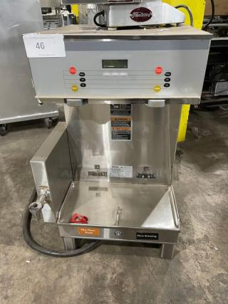 Bunn Starbucks Style Commercial Stainless Steel Countertop Dual Soft Heat Coffee Brewer! With Hot Water Dispenser! Model: DUAL SH DBC SN: DUAL085099! 120/208V 1 Phase! On Legs!