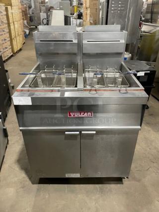 Vulcan Commercial Stainless Steel Natural Gas Powered Double Bay Deep Fat Fryer! With Back Splash & Basket Hangers! With Frying Baskets! Model: 2GR45MF SN: 48-1650173! On Casters!