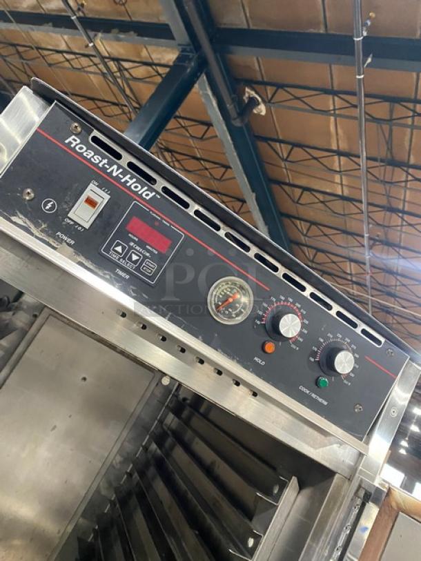 Cres Cor Roast-N-Hold Series Commercial Stainless Steel Electric Powered Full Height Double Door Gentle Convection Oven/Holding Cabinet! With Built In Pan Holding Racks! Model: CO151F1818B2081 SN: CBB-R3529! 208V 1 Phase! On Casters! Working When Removed! - Image 7 of 8