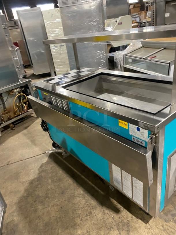 Delfield Commercial Stainless Steel Custom Buffet Style Hot/Cold Counter! With Lift Open Sneeze Guard! With Foldable Tray Slide & Prep Station! Model: Custom SN: 92011801M! 120/208-230V 1 Phase! On Casters! - Image 4 of 11