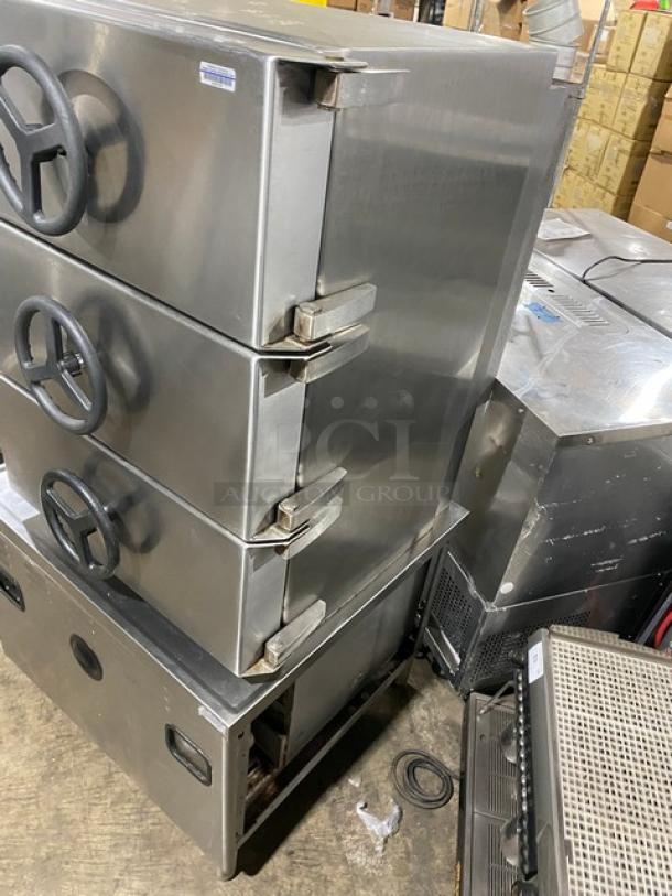 Market Forge A-Cooker Series Commercial Stainless Steel Natural Gas Powered 3 Compartment Steam Broiler Cabinet! With Individual Controls! With Wired Oven Racks! Model: M36G300A-4SP SN: 220533! 120V 1 Phase! On Legs! - Image 2 of 9