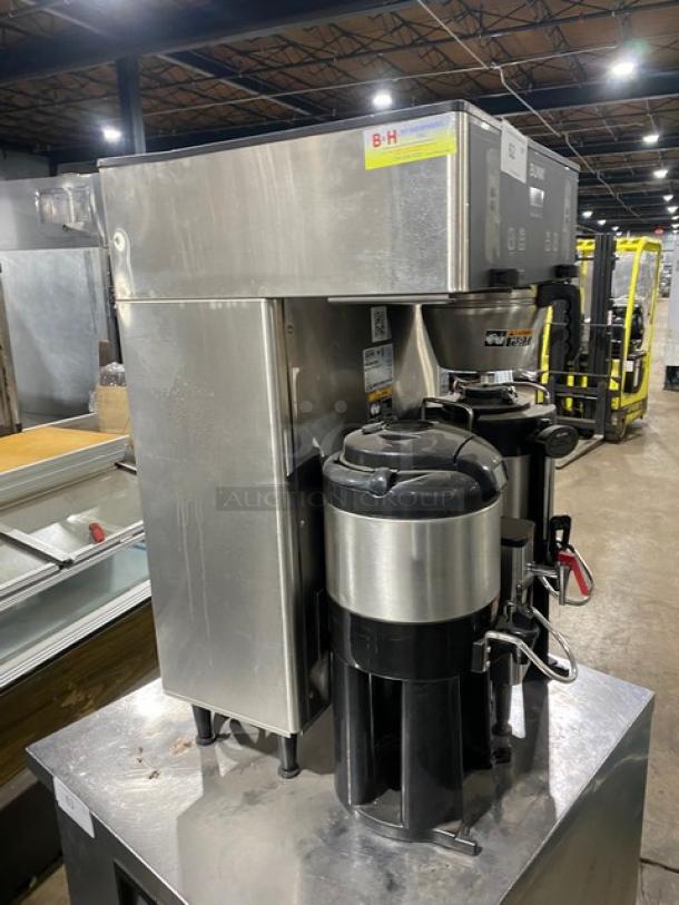 Bunn ThermoFresh Series Commercial Stainless Steel Countertop Dual Coffee Brewer! With Hot Water Dispenser! With Digital Brewer Controls! With Brew Basket & 2 Bunn ThermoFresh Servers/Base! Model: Dual TF DBC SN: DUAL139609! 120/208-240V 1 Phase! on Legs! - Image 2 of 8