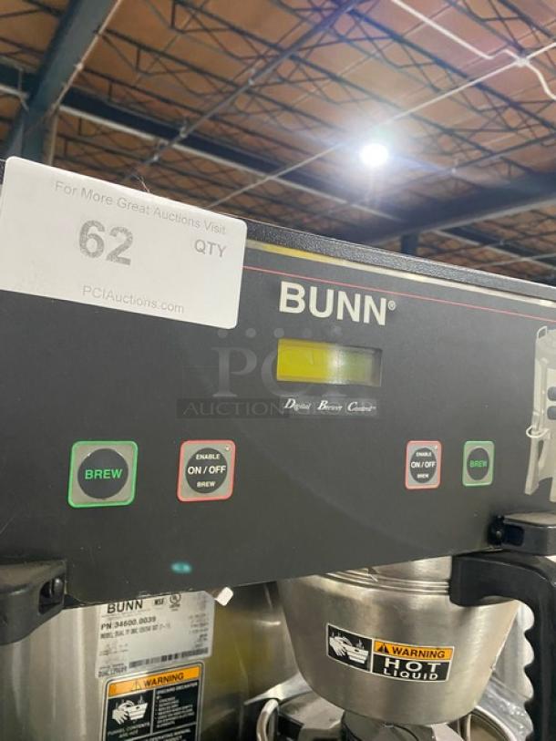 Bunn ThermoFresh Series Commercial Stainless Steel Countertop Dual Coffee Brewer! With Hot Water Dispenser! With Digital Brewer Controls! With Brew Basket & 2 Bunn ThermoFresh Servers/Base! Model: Dual TF DBC SN: DUAL139609! 120/208-240V 1 Phase! on Legs! - Image 5 of 8