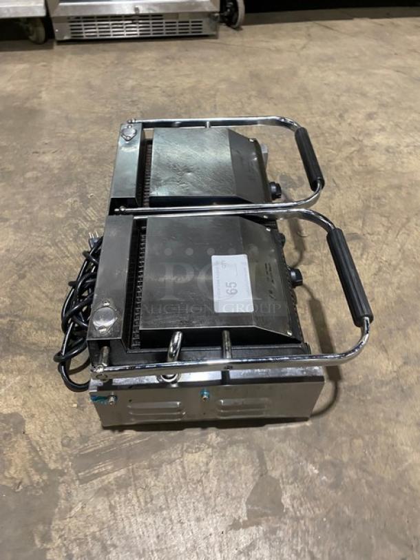 Avantco Commercial Stainless Steel Electric Powered Countertop Dual Panini/Sandwich Press Grill! With Thermostatic Controls! With Upper & Lower Grooved Grates! Model: 177PG400 SN: CK-230628R-1168! 120V 1 Phase! - Image 3 of 8